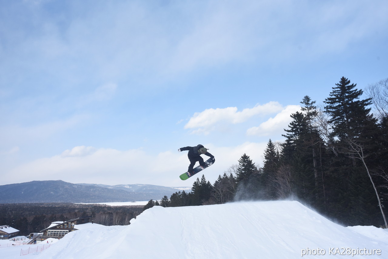 国設阿寒湖畔スキー場『ウタラ』 BURTONSNOWBOARD・花田正義さんと楽しむ、ナチュラル＆スノーパーク!!